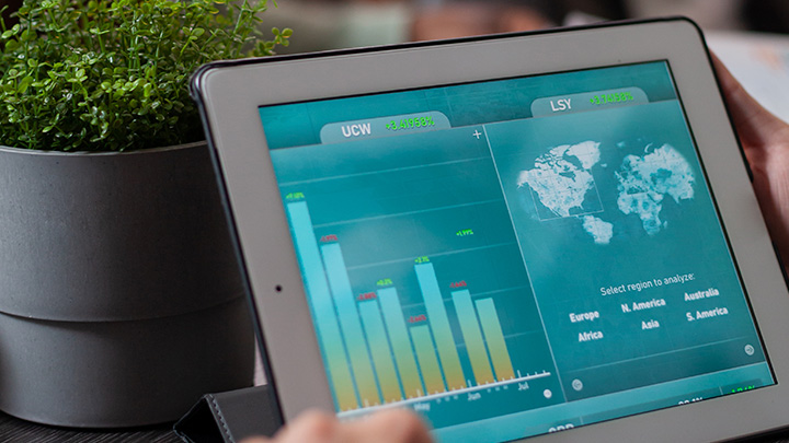 Top Data Analytics Trends to Follow in 2025 image